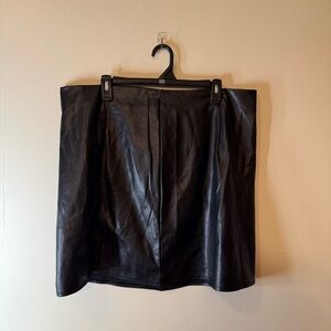 Old Navy Black faux leather Skirt